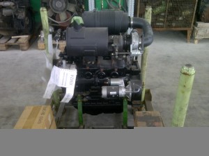 motore yanmar s4d84e (3)